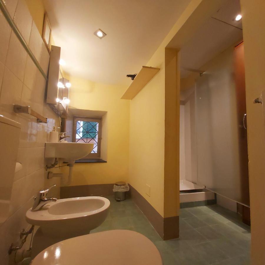 Mae Albenga Suites Exteriör bild
